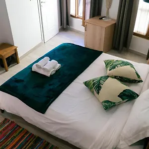 Bed & Breakfast Agora, Vlorë