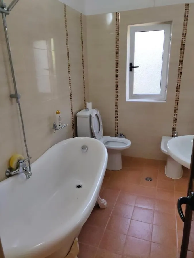 Alliaj Guesthouse Vlorë Albania