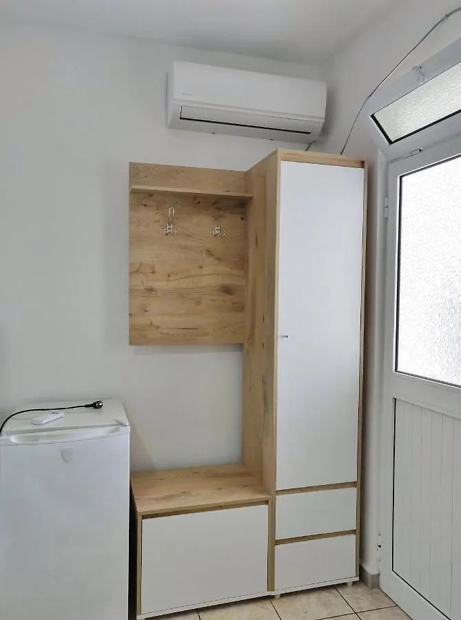 Alliaj Guesthouse Vlorë